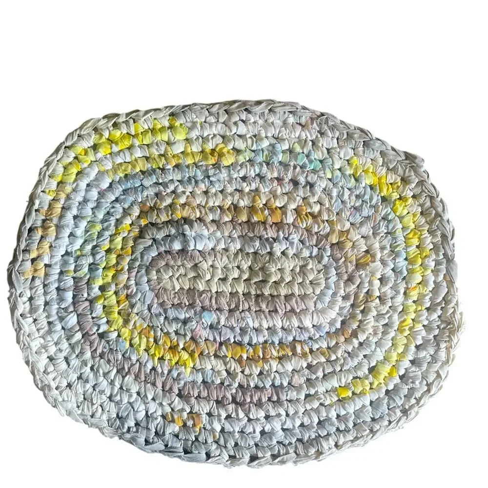 Handwoven Multicolor Oval Rug, Country Cabin, Artsy, Casual, Grandma Core 24x29”